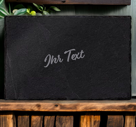 Schieferplatte Servierplatte, Schiefertafel personalisierbar mit Gravur 30 × 20 x 0,6 cm, Naturschiefer, Rechteckig, für Käse, Sushi und Antipasti, mit modernem Design