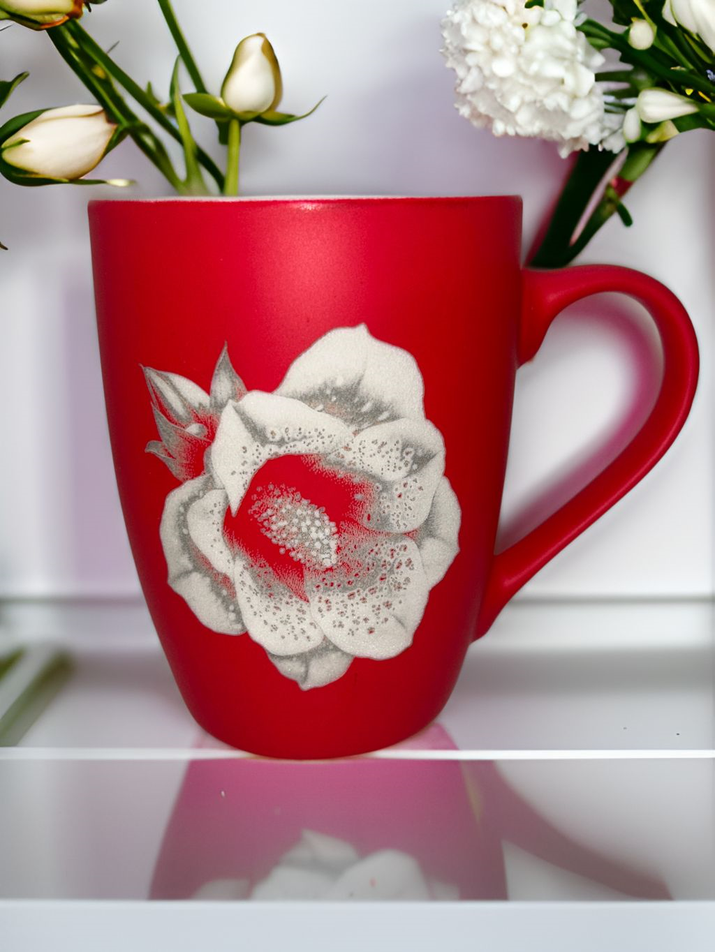 Tasse mit Gravur/auf Wunsch auch mit Text/gummierte Oberfläche/Farbe Rot/Porzellan/personalisiert/Geschenk/verschiedene Motive in Geschenkverpackung/Hobby