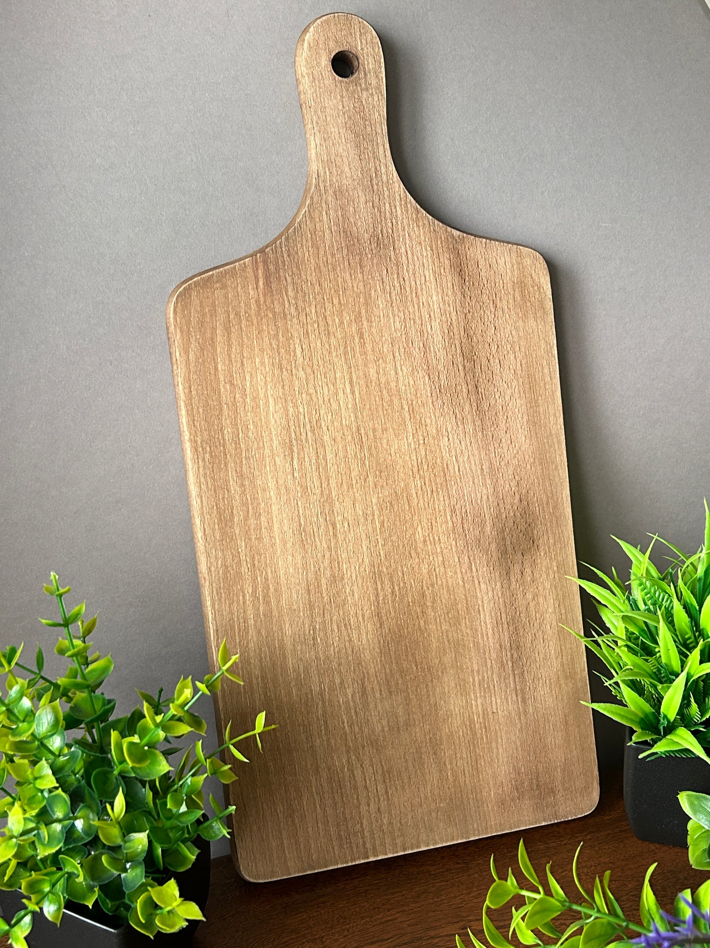 Schneidebrett aus Buchenholz mit Hirsch Gravur, 40 x 18 x 1,5 cm, Schneidebrett aus massivem Buchenholz mit eigenem Text gestalten