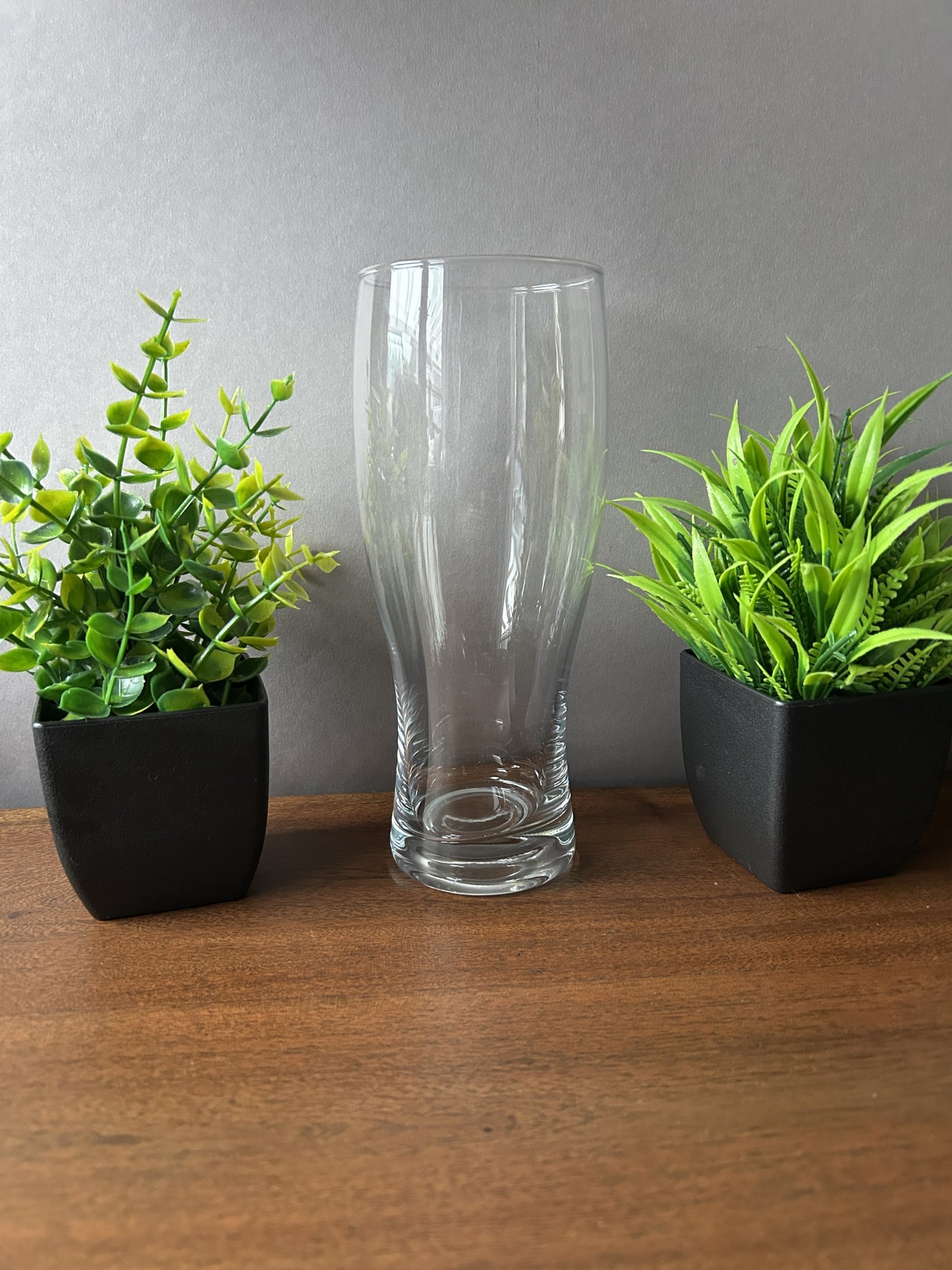 Bierglas in 2 Varianten, Transparentes Kristallglas,  Lasergravur, 500ml Fassungsvermögen, elegante Tulpenform, mit Lasergravur gestalten