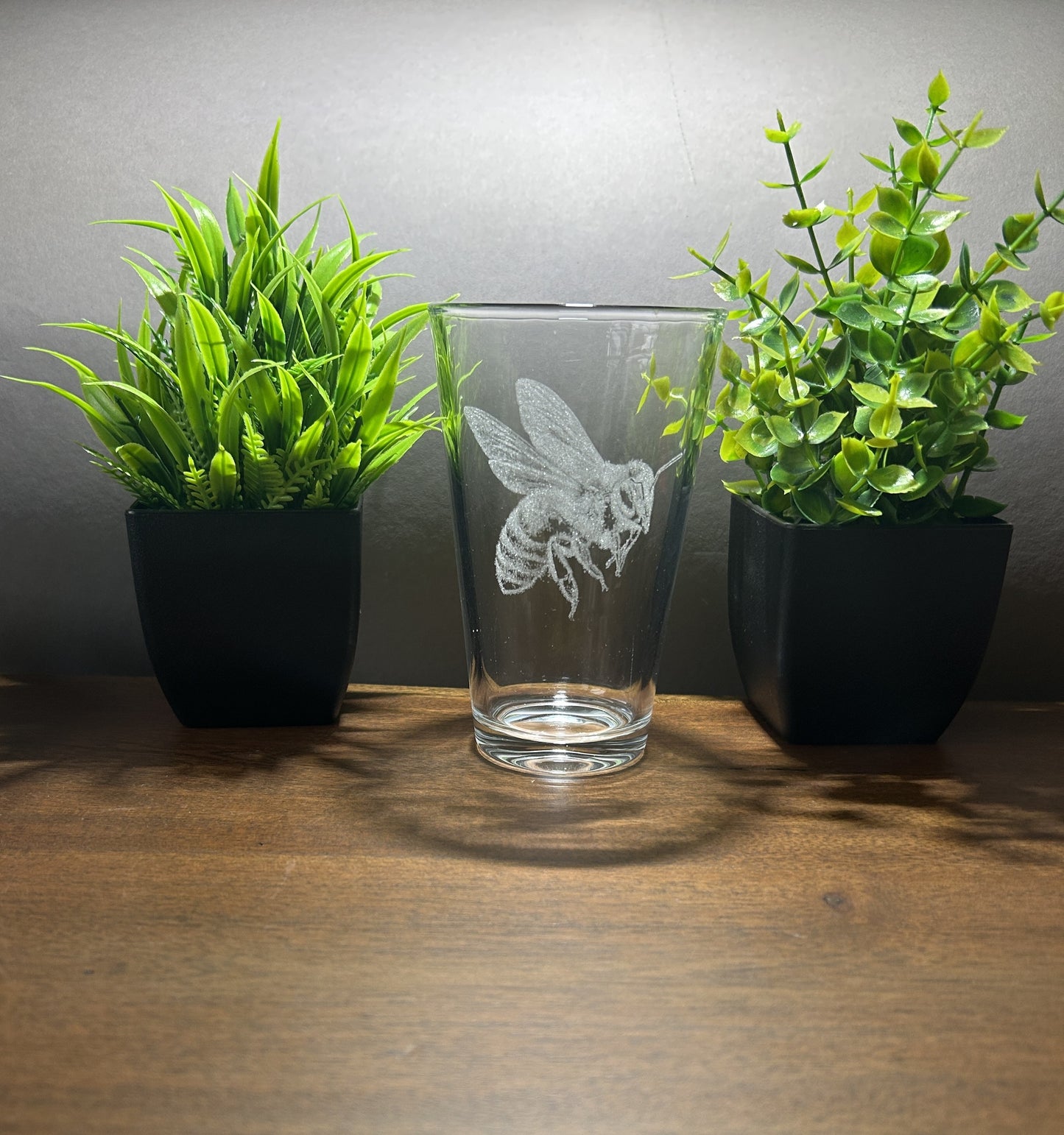 Trinkglas mit Motiv/ Biene/ Bienenmotiv/  Gravur/ 300 ml