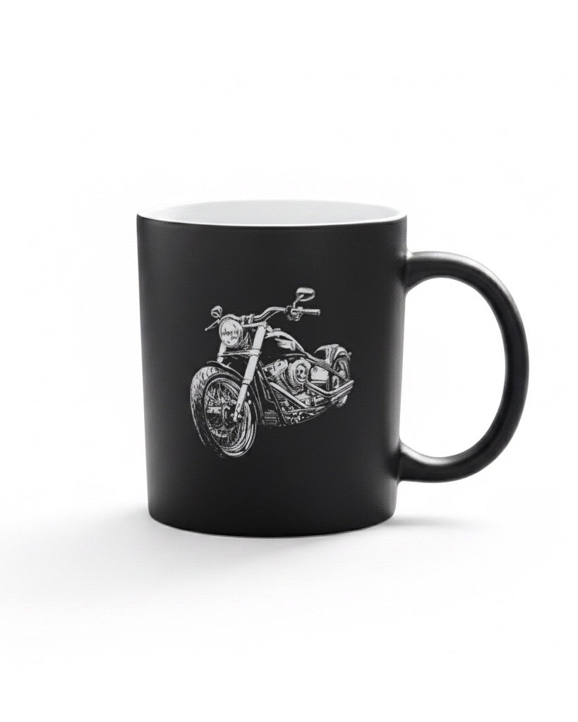 Keramik Kaffeetasse mit Lasergravur, verschiedene Motive, Schwarz, Matt mit weißem Innenbereich, Personalisierbar, Geschenkidee, 350ml