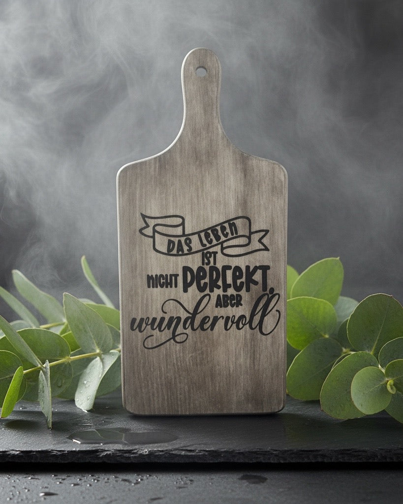 Holz-Schneidebrett mit Gravur, Buchenholz, 40 x 18 x 1,5 cm, mit Griff, Personalisierbar, Spruch-Motiv