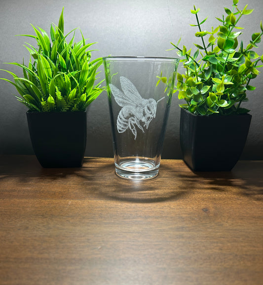 Trinkglas mit Motiv/ Biene/ Bienenmotiv/  Gravur/ 300 ml