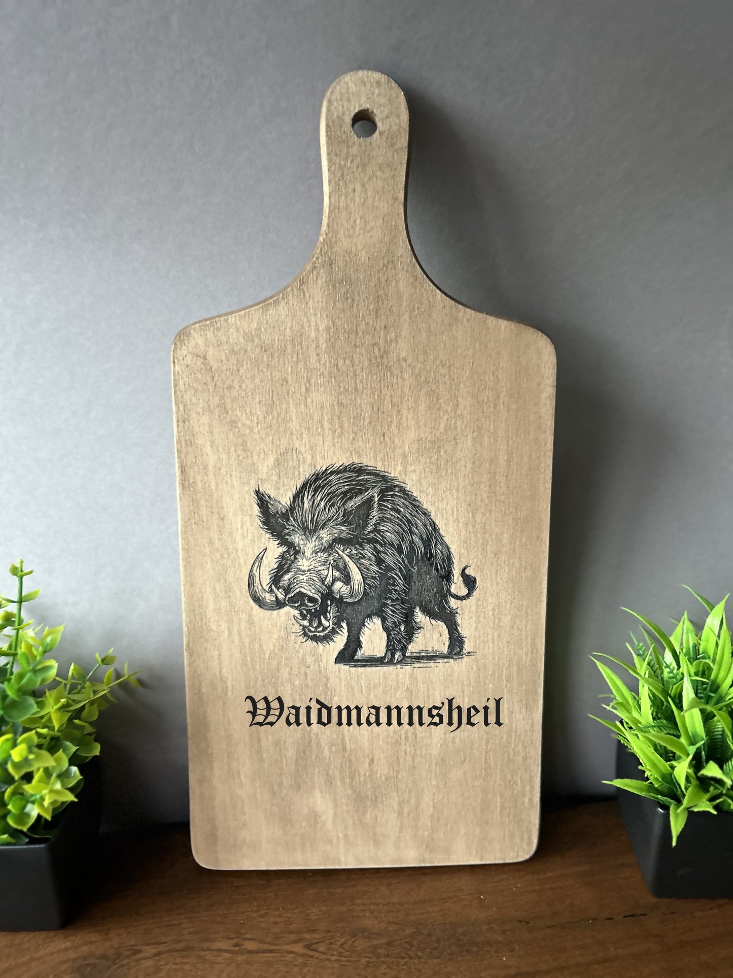 Schneidebrett aus Buchenholz mit Wildschwein Lasergravur, 40 x 18 x 1,5 cm, Schneidebrett aus massivem Buchenholz mit eigenem Text gestalten